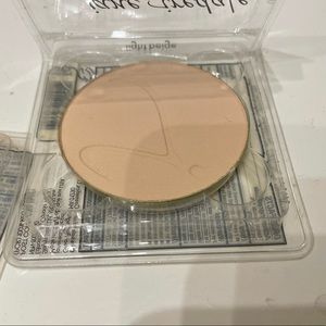 Jane Iredale light beige refill pressed powder (2)